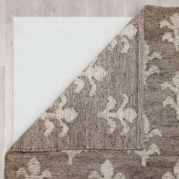 Handcrafted Area Rug with Motif - Natural