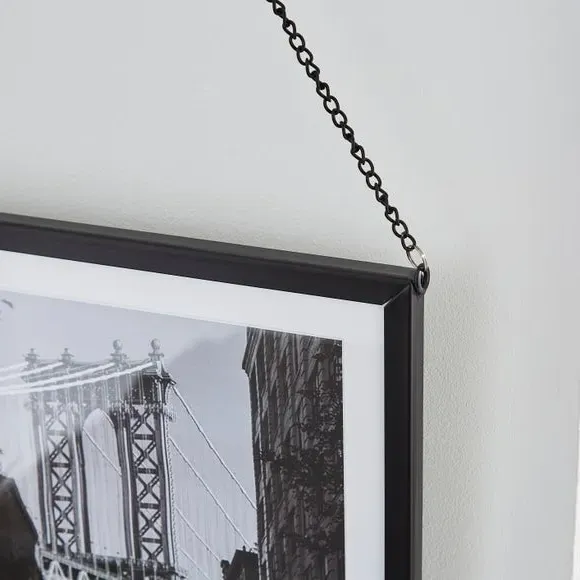 Hanging Chain Photo Frame - Black, Metal