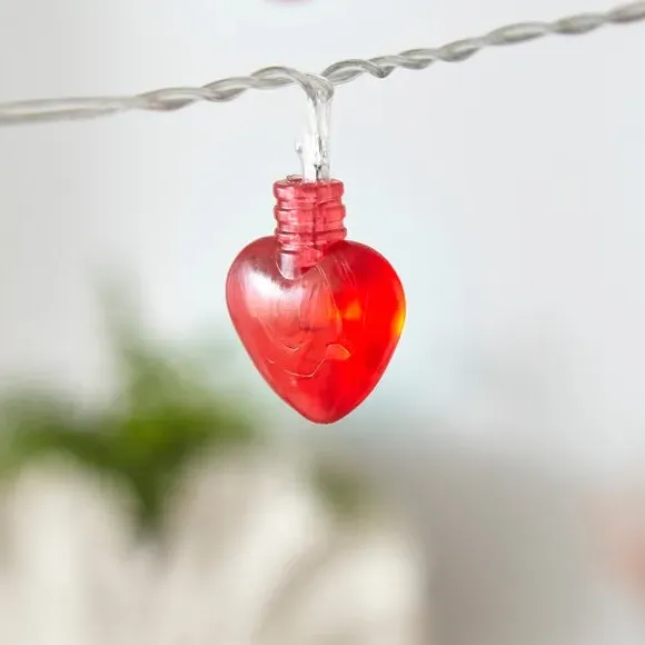 Heart String Lights - Red, Battery Powered
