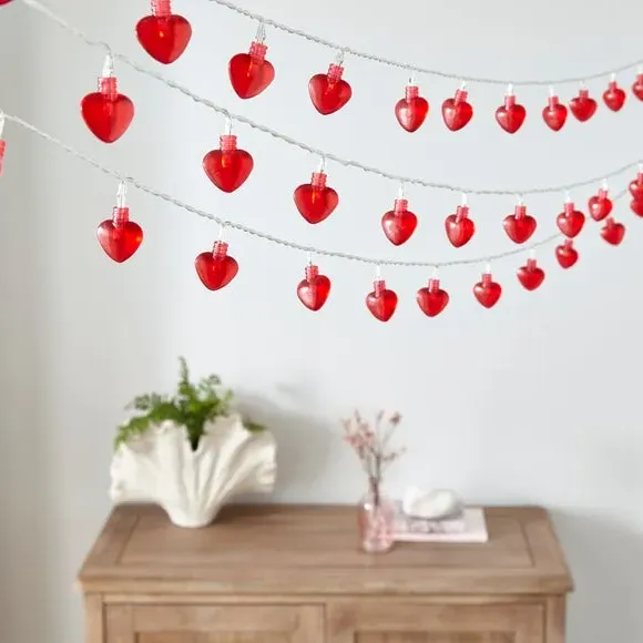 Heart String Lights - Red, Battery Powered image