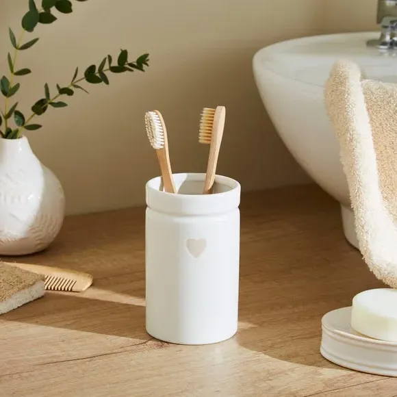 Heart Toothbrush Holder - White, Ceramic image
