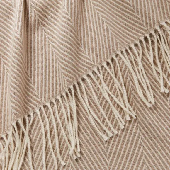 Herringbone Throw Blanket with Tassels - Natural