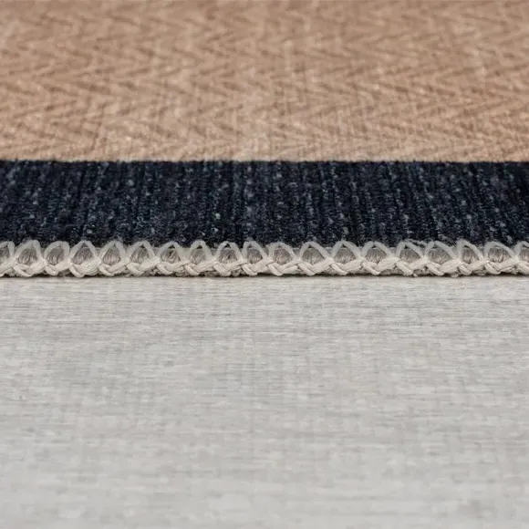 Herringbone Washable Rug - Black