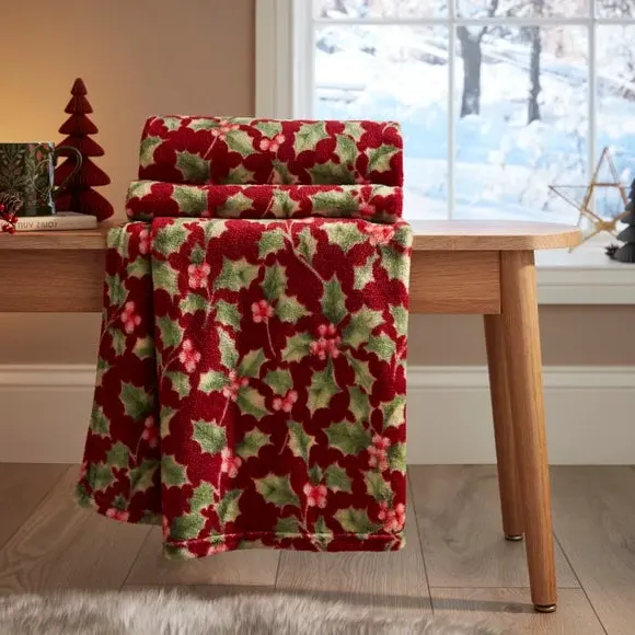 Holly Leaves Printed Fleece Throw - Red image