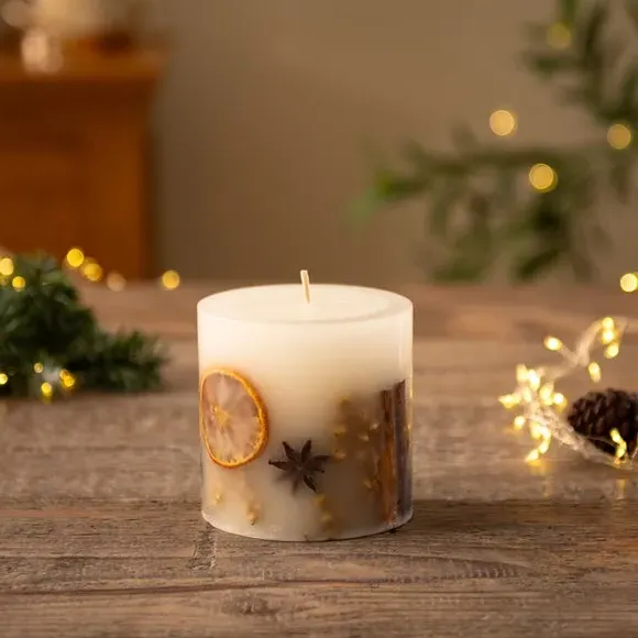 Inclusion Candle with Botanicals - White, Wax