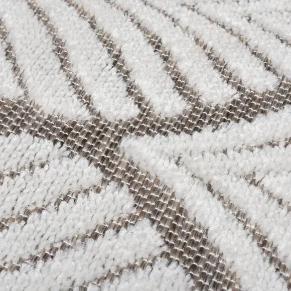 Indoor Outdoor Rug with Leaf Design - Natural