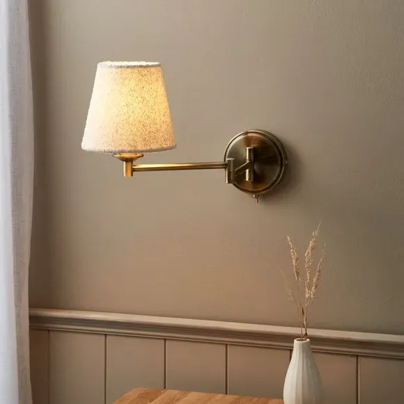 Industrial Wall Light with Extendable Arm - Brass