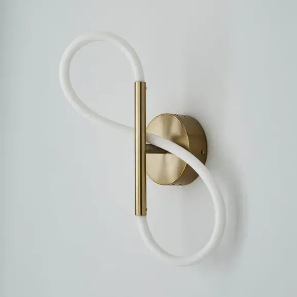 Integrated LED Wall Light - Gold, Metal