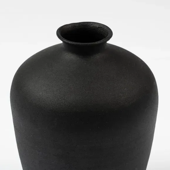 Iron Vase - Black, Metal