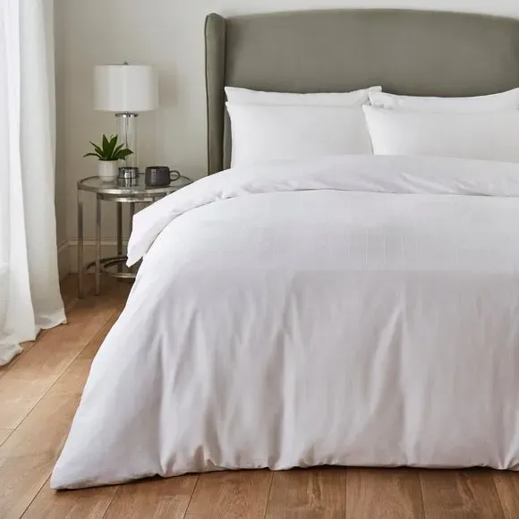 Jacquard Duvet Cover Set - White, Cotton Sateen