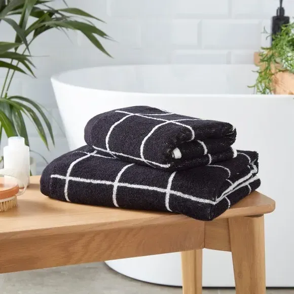 Jacquard Grid Towel - Black, Cotton image