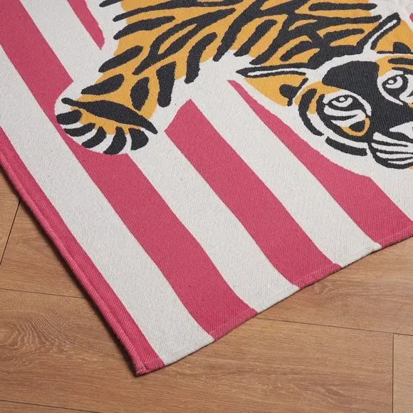 Jacquard Throw Blanket - Fuschia, Tiger Stripe