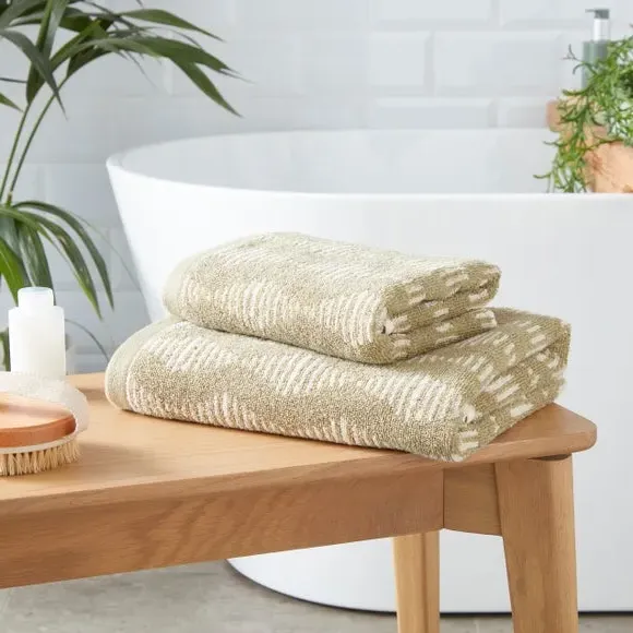 Jacquard Towel Set - Soft Olive, Cotton