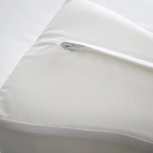 Knee Wedge Pillowcase - White, Cotton