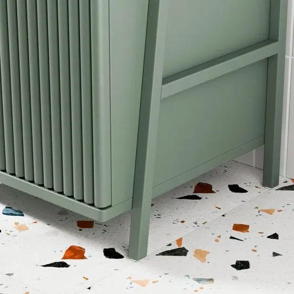 Ladder Shelf with Soft Close Doors - Lilypad