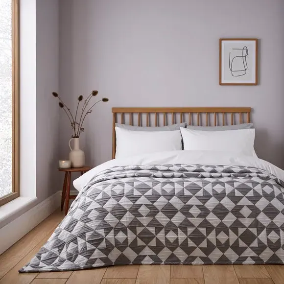 Large Quilted Bedspread - Grey image