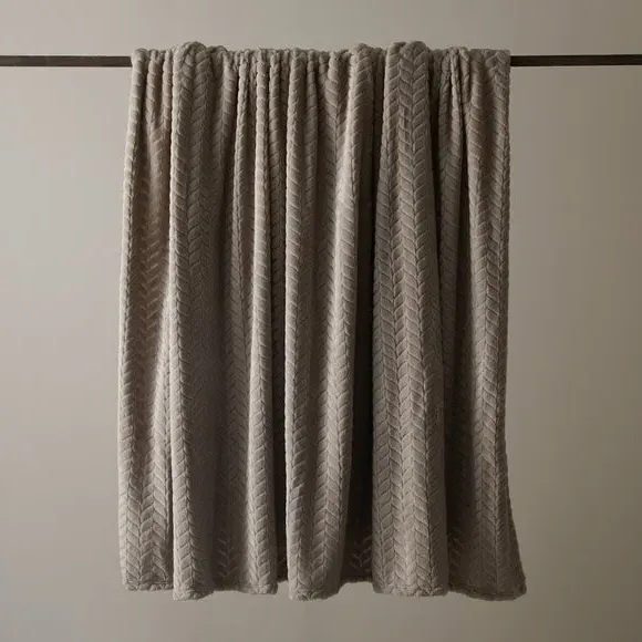 Large Throw Blanket Recycled - Chateau Grey, Fleece