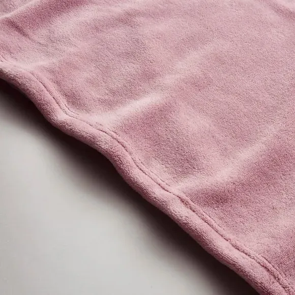 Large Throw Blanket - Rose, Polyester