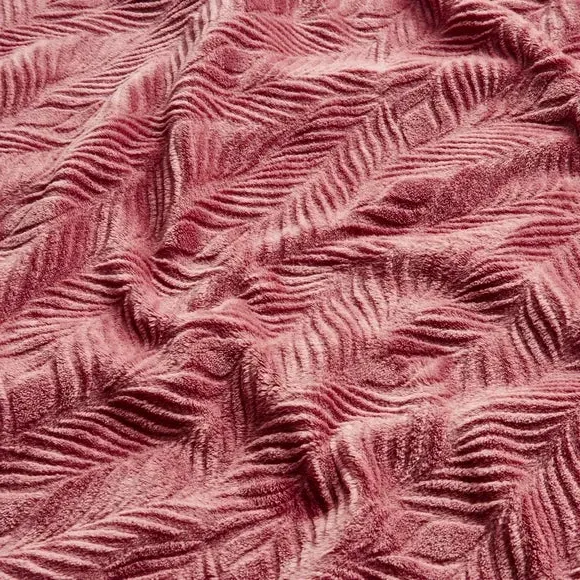 Leaf Pattern Throw Blanket - Rose, Fleece