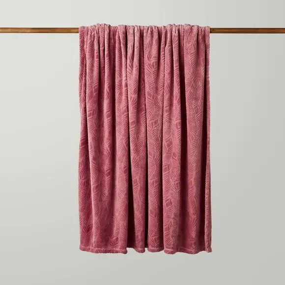 Leaf Pattern Throw Blanket - Rose, Fleece