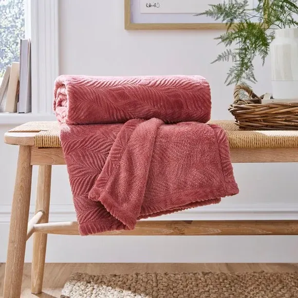 Leaf Pattern Throw Blanket - Rose, Fleece image