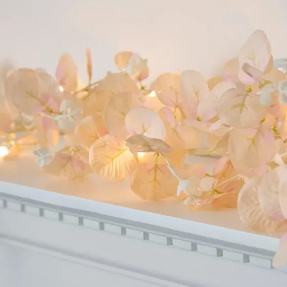 LED Eucalyptus Garland with 15 Lights - Cream