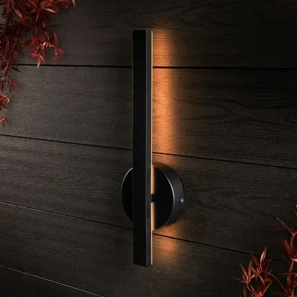 Linear LED Wall Light - Black, Steel