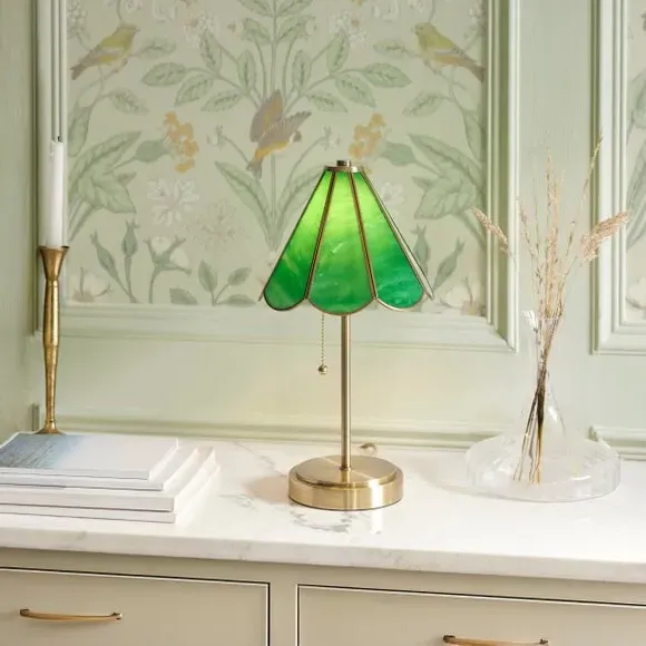 Mid Century Table Lamp with Pull Chain - Green, Glass image