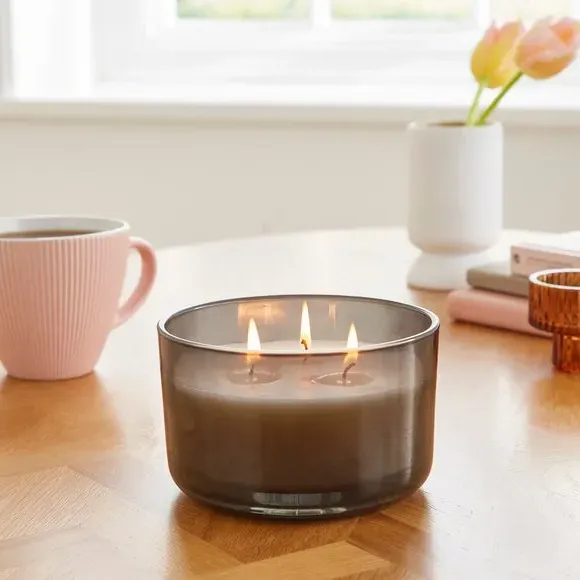 Multi Wick Candle Oud & Amber - Black image