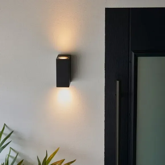 Outdoor Wall Light with IP44 Rating - Black