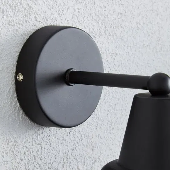 Outdoor Wall Light with Tapered Shade - Black