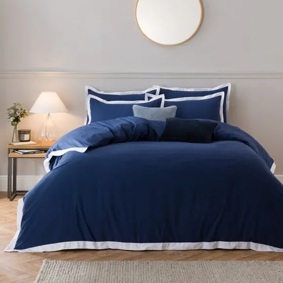 Oxford Edge Duvet Cover Set - Navy, Microfibre image