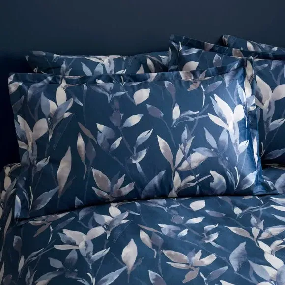 Oxford Pillowcase Botanical Print - Midnight, Velour image