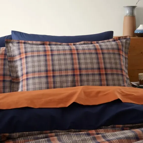 Oxford Pillowcase Check Pattern - Navy, Cotton image