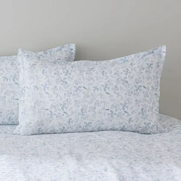 Oxford Pillowcase Floral Design - Blue, Cotton image