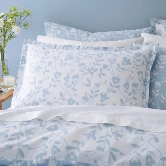 Oxford Pillowcase Floral Design - Blue, Cotton image
