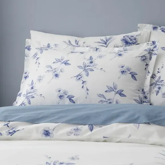 Oxford Pillowcase Floral Design - Blue, Polycotton image