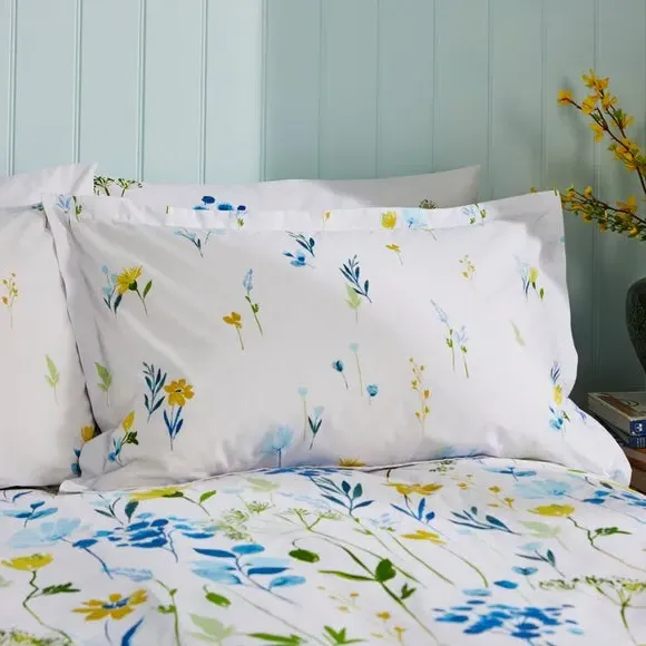 Oxford Pillowcase Floral Design - White, Polycotton image