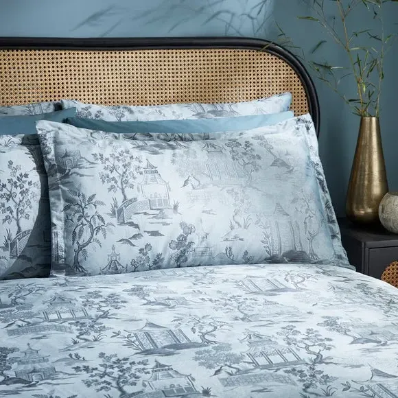 Oxford Pillowcase Trail Design - Blue image