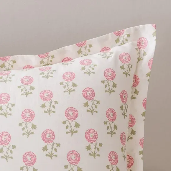 Oxford Pillowcase with Button Closure - Blush