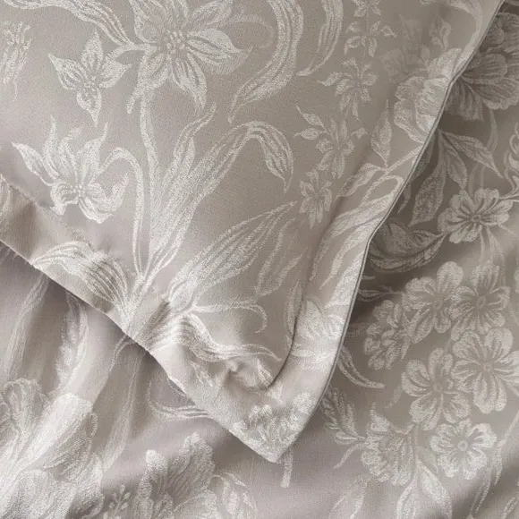 Oxford Pillowcase with Button Closure - Grey