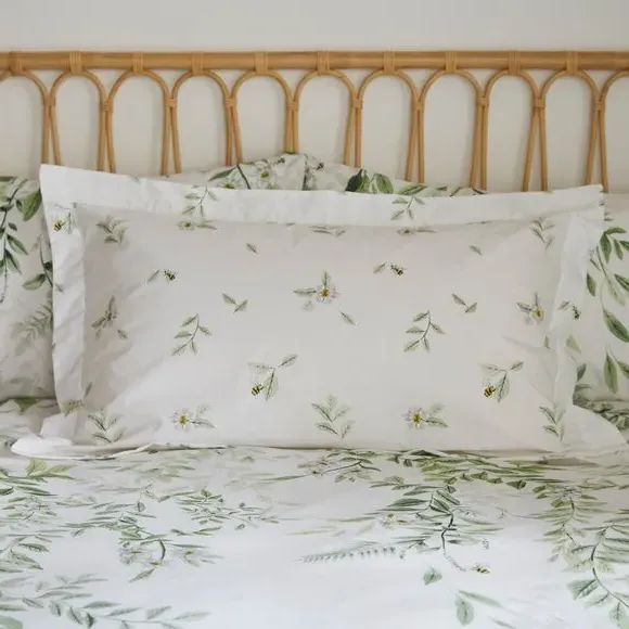 Oxford Pillowcase with Floral Print - Green image