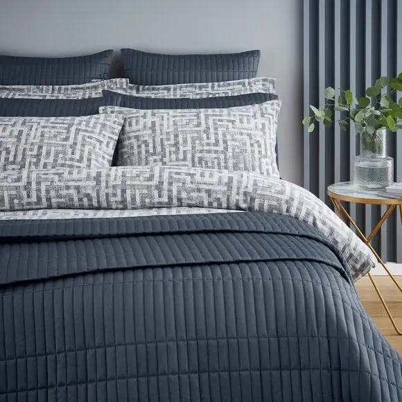 Oxford Pillowcase with Geometric Pattern - Grey