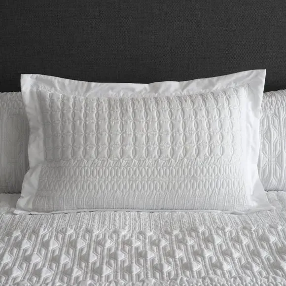 Oxford Pillowcase with Pinsonic Design - White