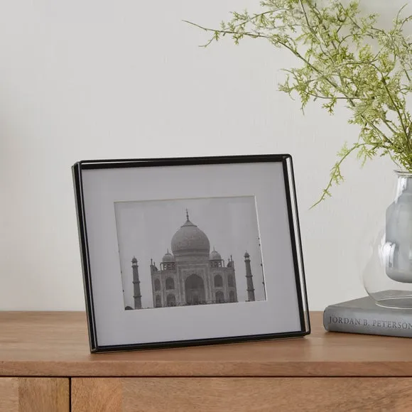 Photo Frame with Polished Finish - Black