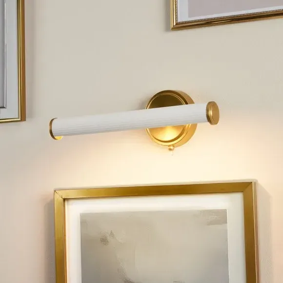 Picture Light with Toggle Switch - Cream, Ceramic image