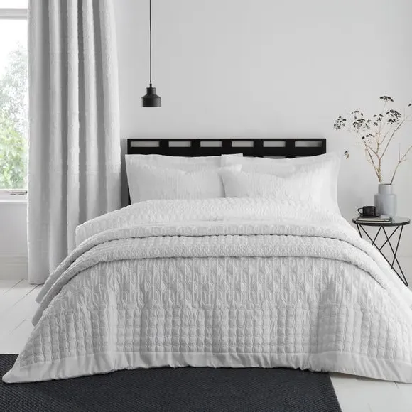 Pinsonic Bedspread - White, Polycotton
