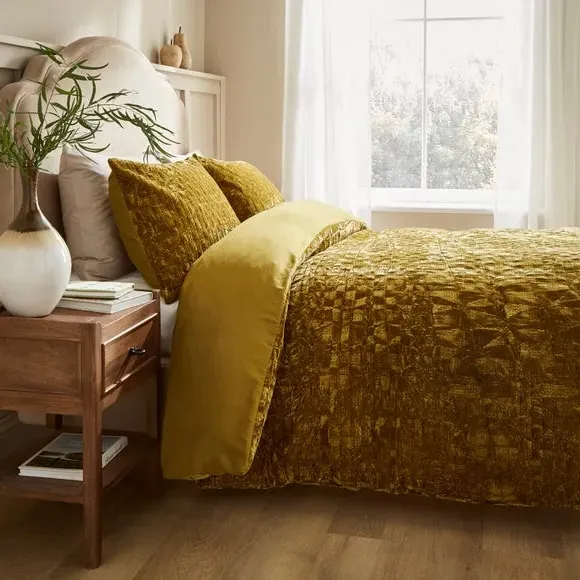 Pinsonic Duvet Cover Set - Green, Velvet