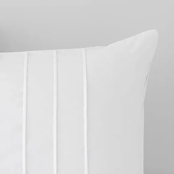 Pintuck Duvet Cover & Pillowcase Set - White