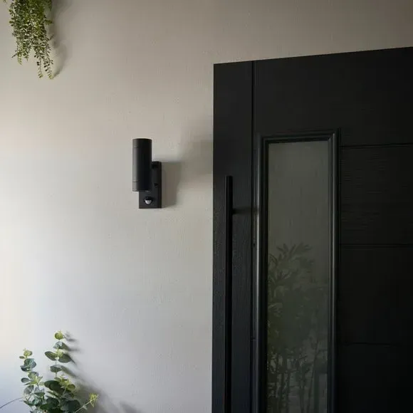 PIR Sensor Outdoor Wall Light - Black